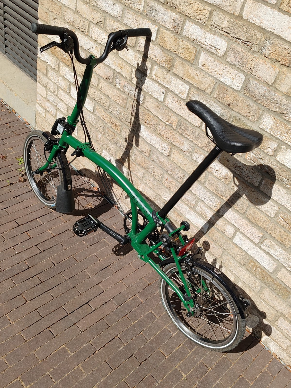 2024 Brompton C Line 6 Speed Folding Bike – Racing Green – Great Condition
