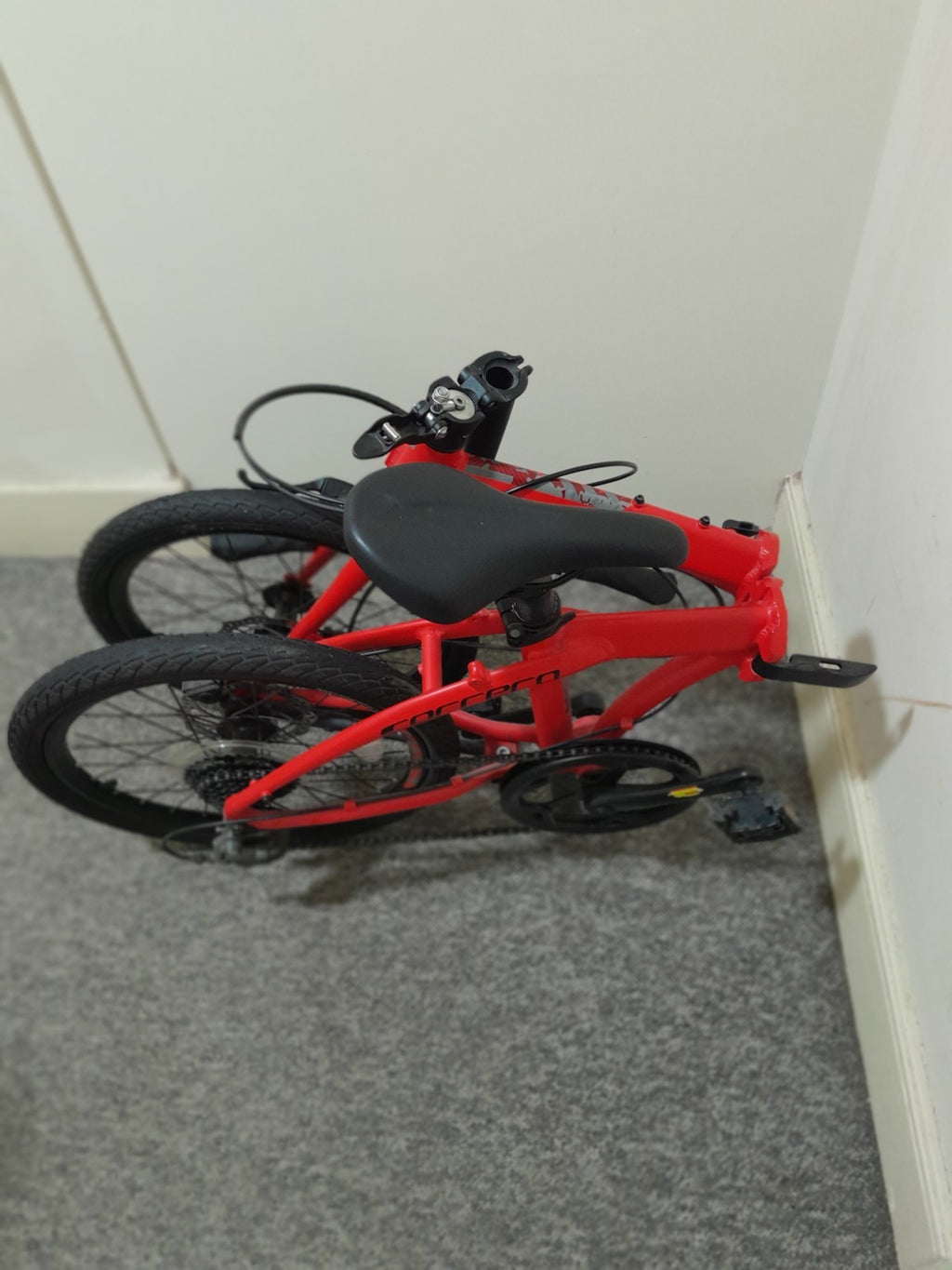 Carrera Intercity Folding Bicycle 8-Speed, Colours Orange Black