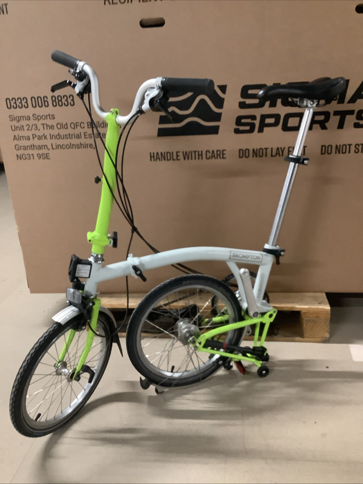 Brompton Steel M6L Folding Bike Papyrus White/Lime Green