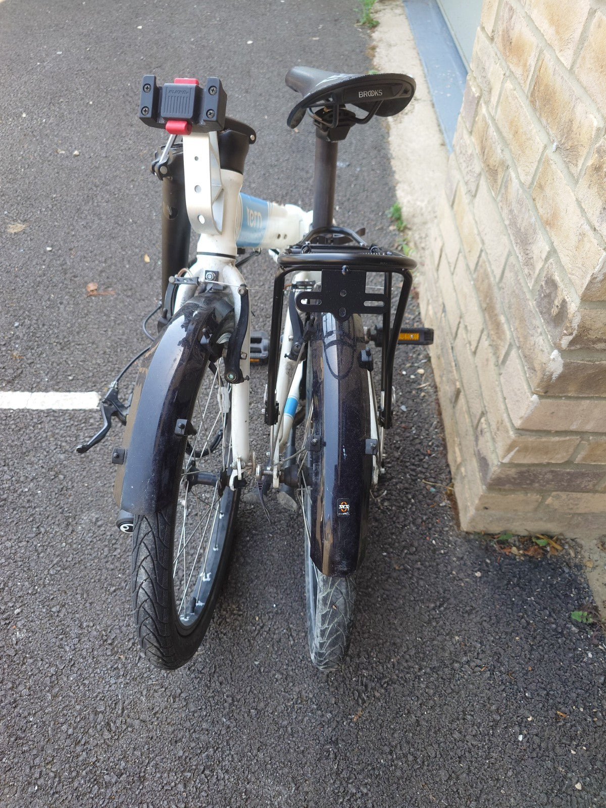 Tern Link D8 Folding Bike With Brooks Saddle
