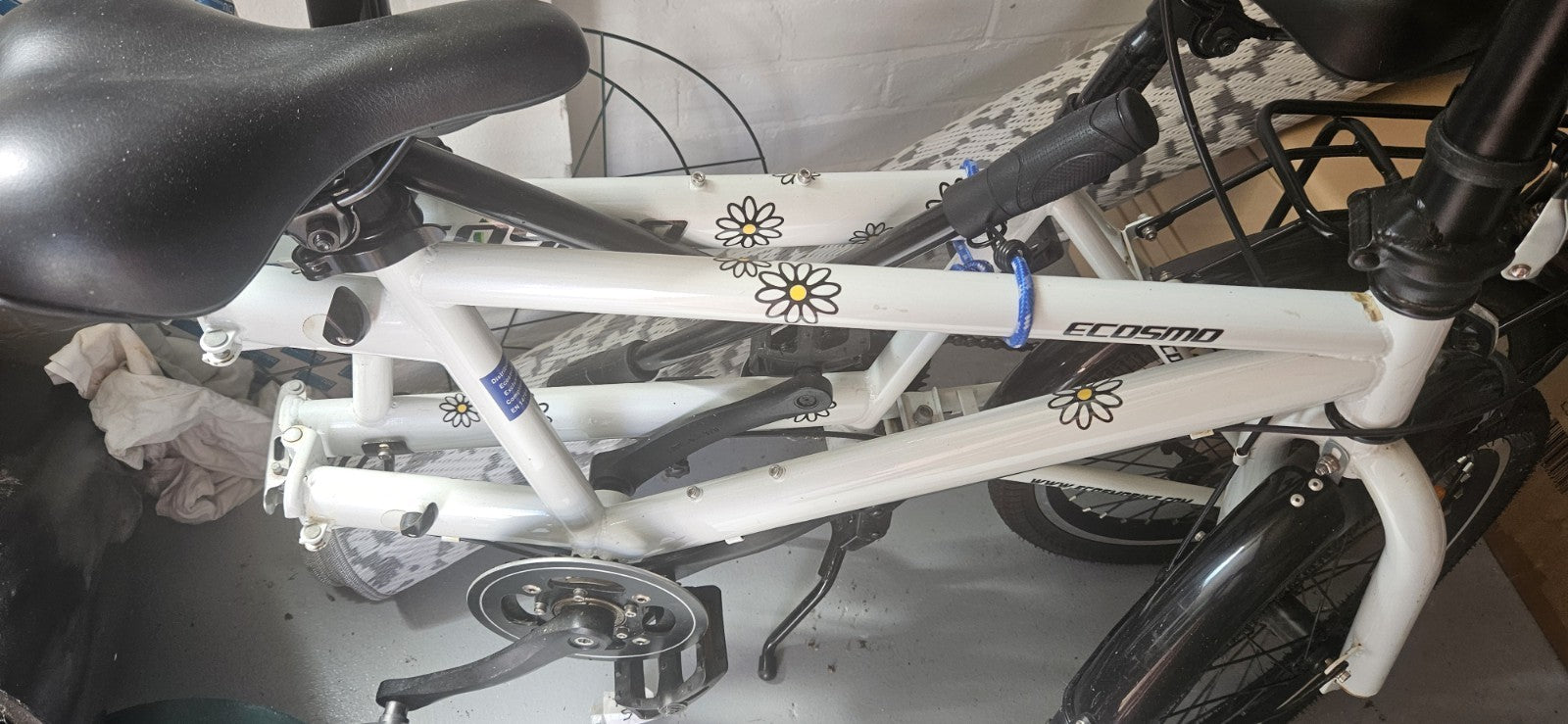 Ecosmo Folding Tandem Bike White Shimano Gears, Hardly Used *COLLECTION ONLY *