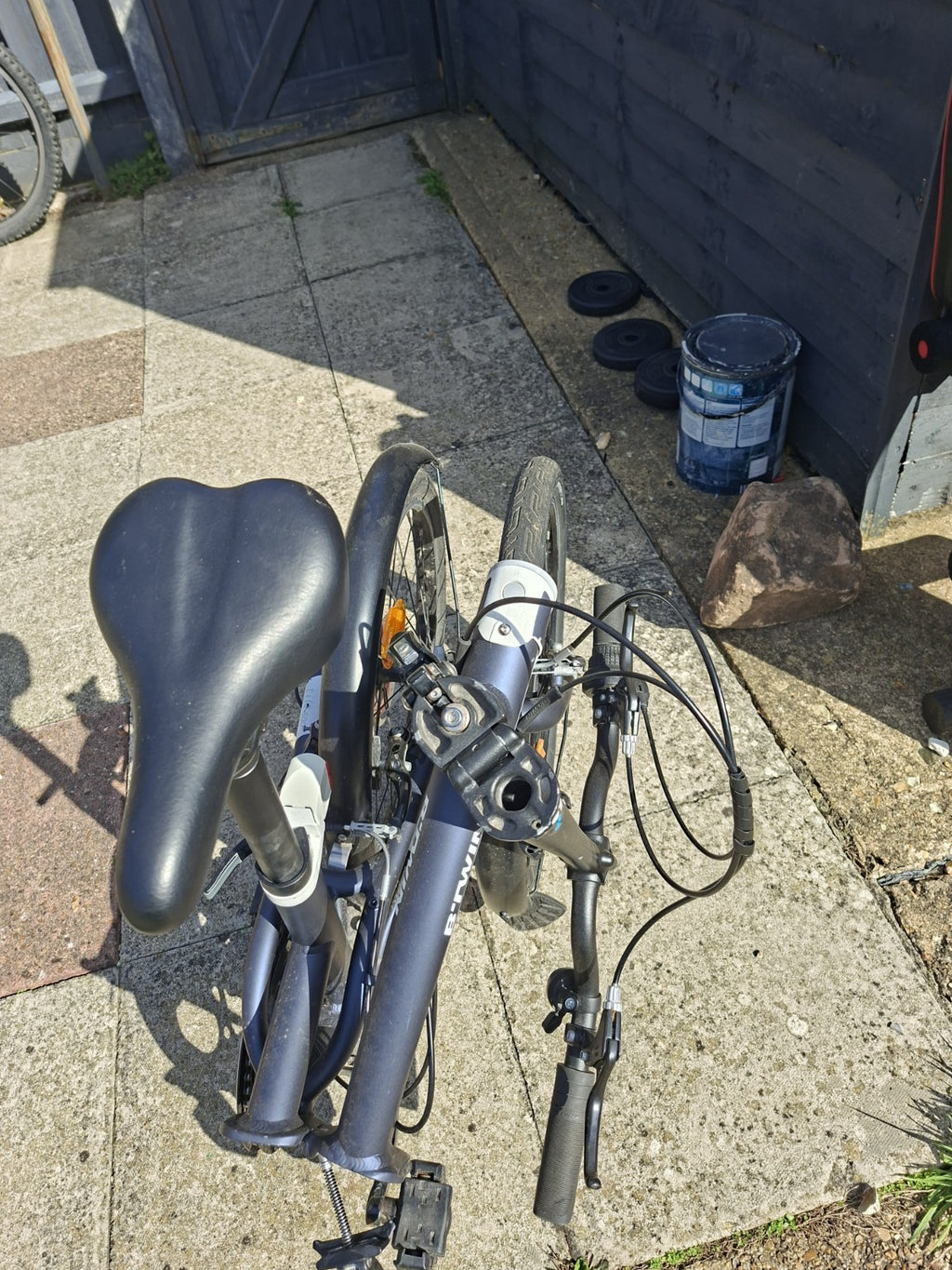 BTWIN Tilt 500 Folding Bike - Very Good Condition - blue - 20 inch wheels