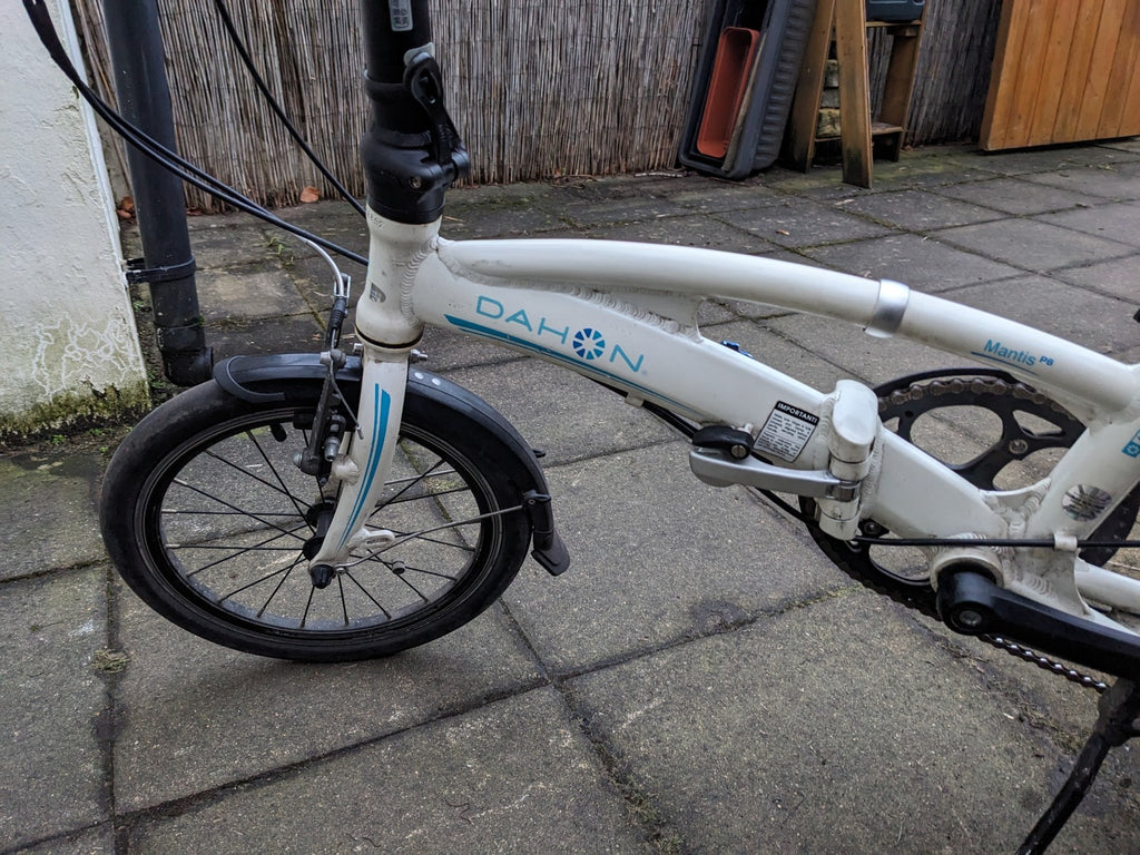 Dahon Mantis P8 Folding Bike