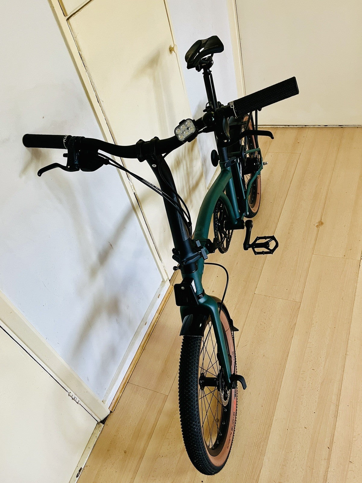 Brompton G Line, 8 speed w Roller Rack - Forest Green - Size Medium 2025