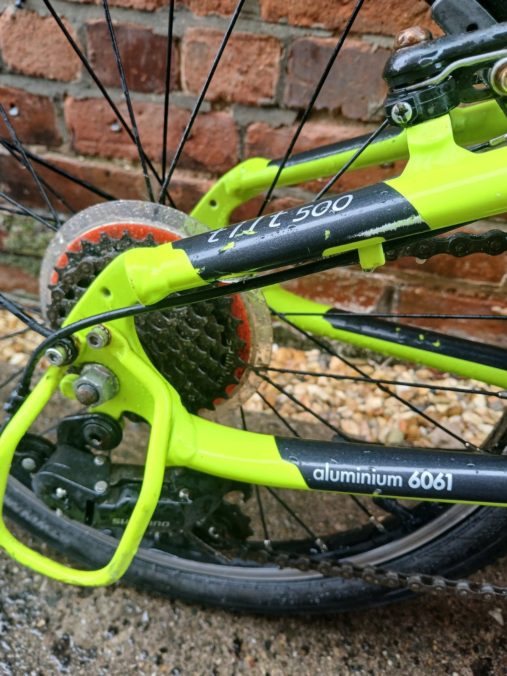 B Twin Tilt 500 Folding Bike 20 Inch Wheels 7 Speed