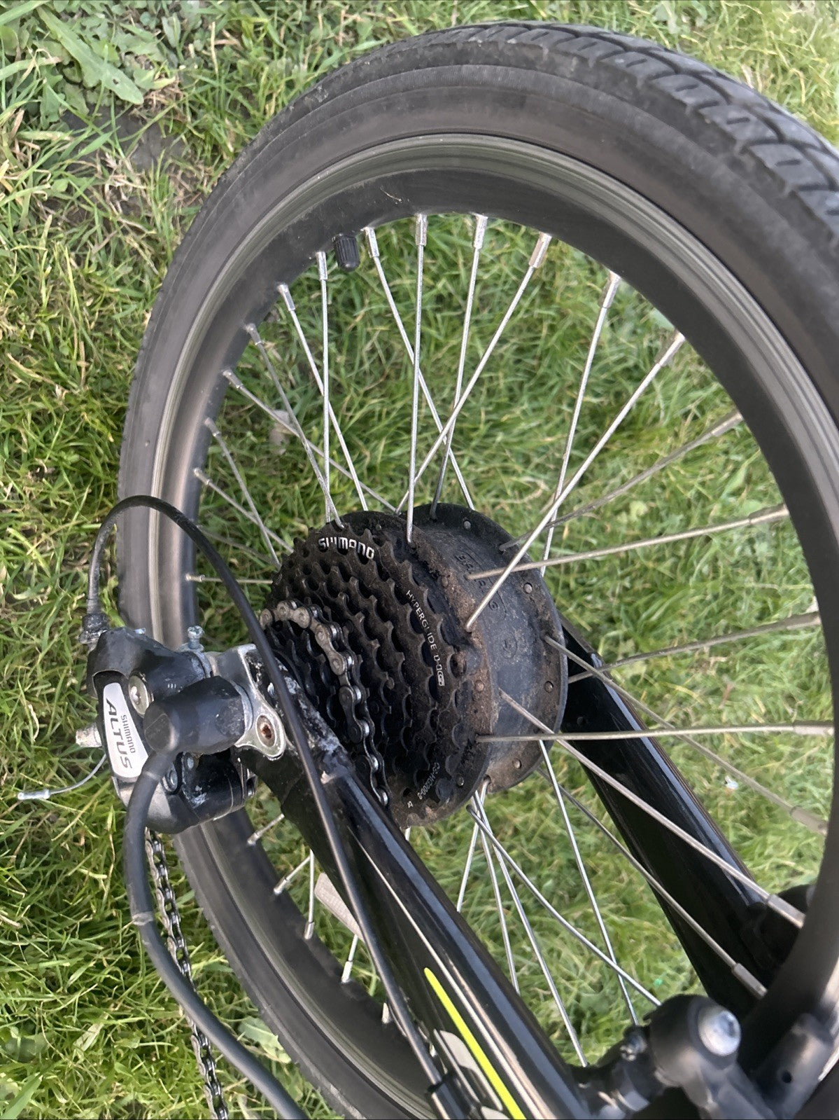 ￼really Good Bike Motor Work Fine Comes With Charge Battery Last 4-5 Hours