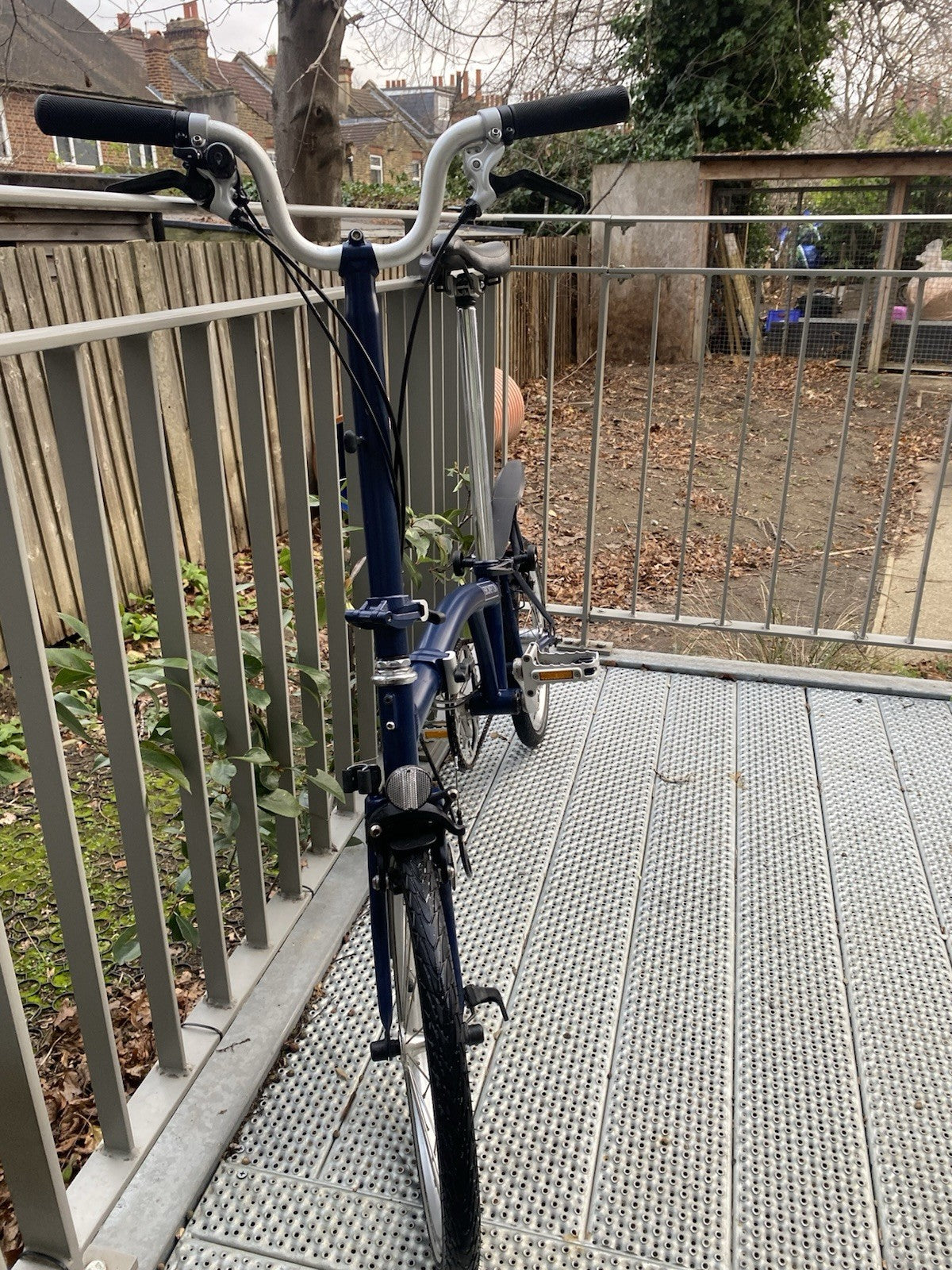 Brompton 3HL Navy 2020 Excellent Condition Seldom used