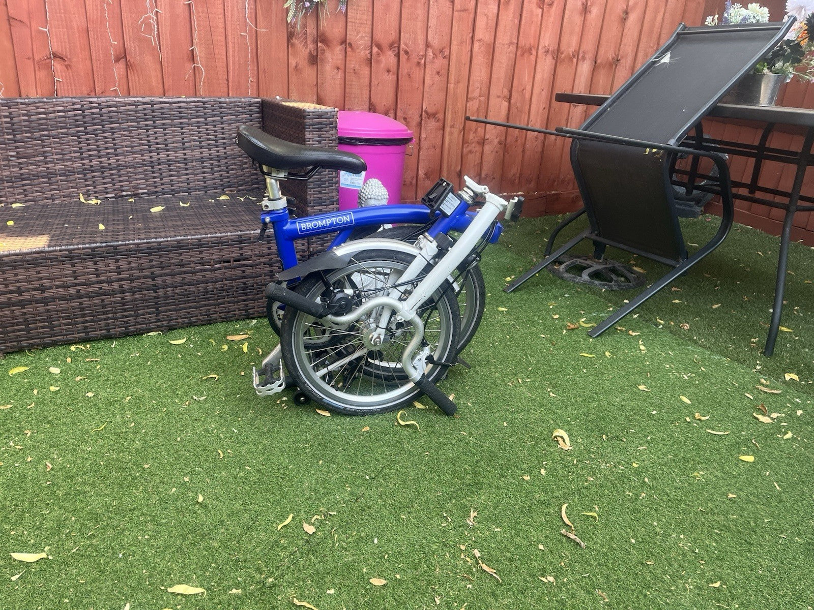 Brompton C - Line 3 Speed, Folding Bike, Dyno Lighting, Pump Good Condition