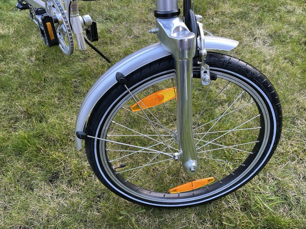 GIANT Halfway Folding Bike. 20'' wheels. 7 speed. VGC. RRP £600