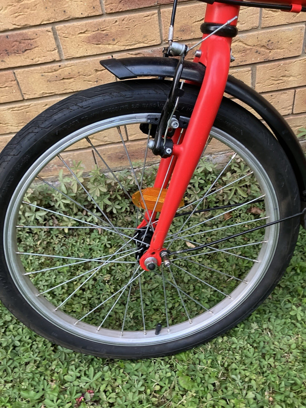 BTWIN Folding Bike 20″ | Urban Commuter Bicycle | 6-Speed Bike | Great for City