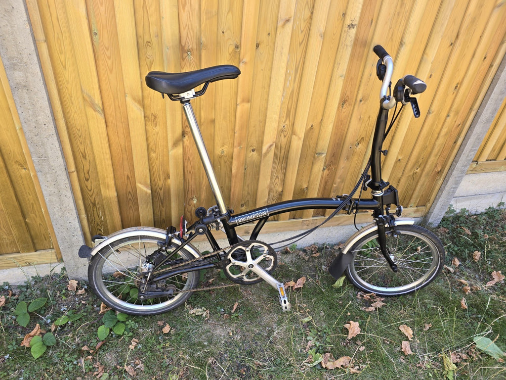 Brompton C Line, 2022, Mid Handlebar, 6-Speed Folding Bike, Black