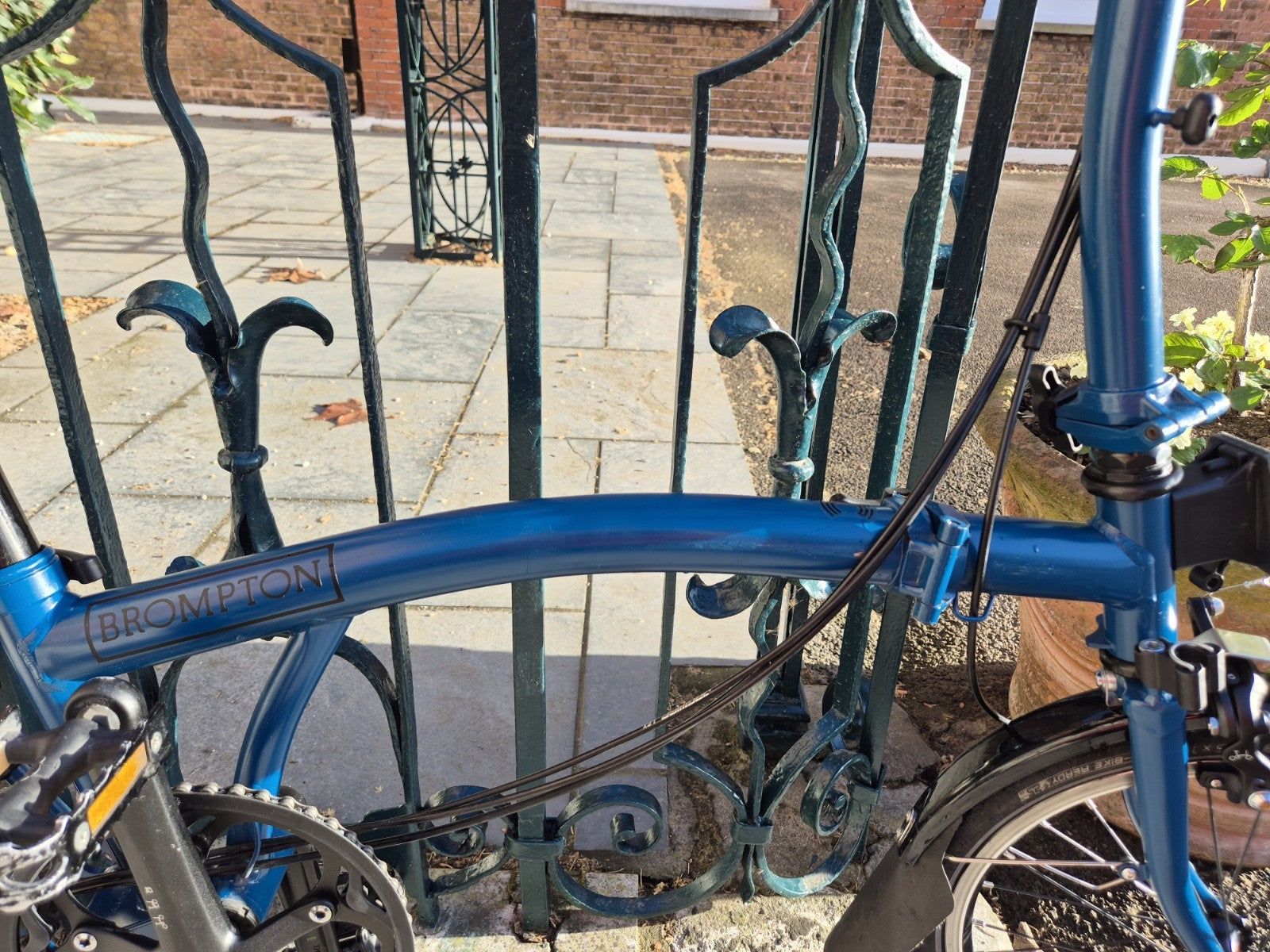 Brompton C Line 6 Speed 2024 Mid Handlebar Folding Bike - Ocean Blue