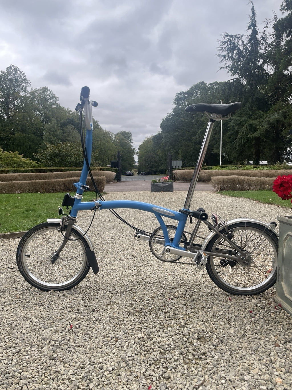 Brompton M6L-X Superlight Titanium 6 Speed - Tempest Blue - Excellent Condition