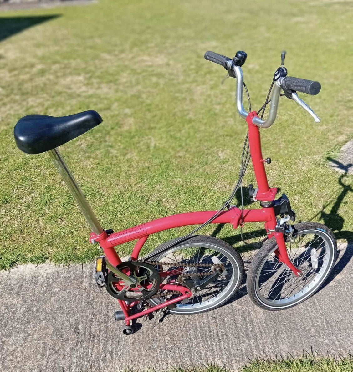 Brompton M3E Folding Bicycle 2011 Excellent Condition Red