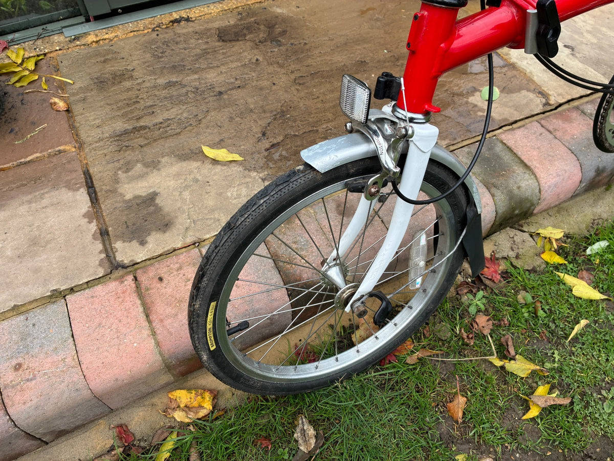 Brompton M3L (3 Speed) Folding Bicycle - Red/White London - Essex