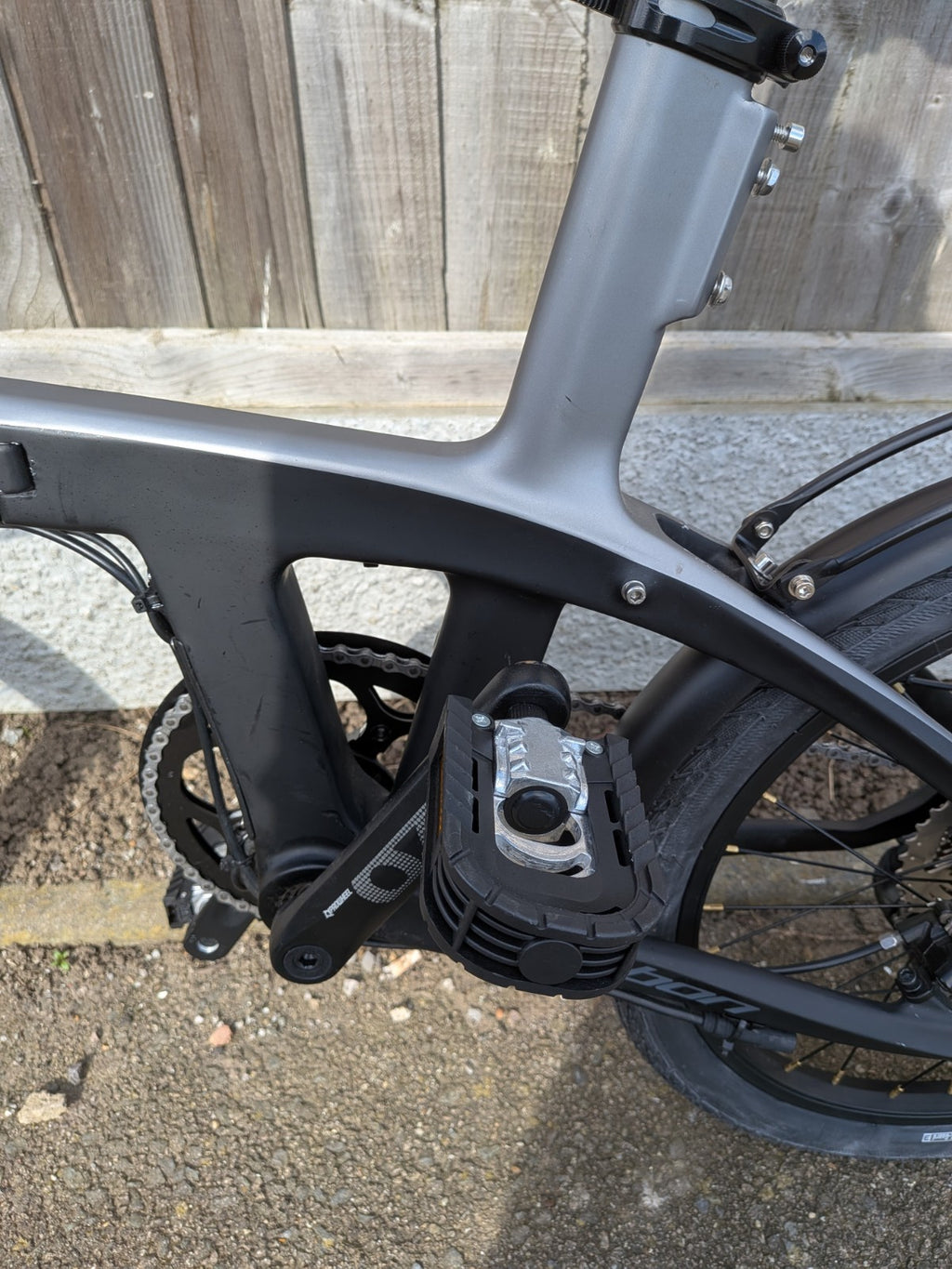 Carbon Fibre Frame folding bike,9 Speed, Hydraulic Brakes, BRAND NEW,L@@k