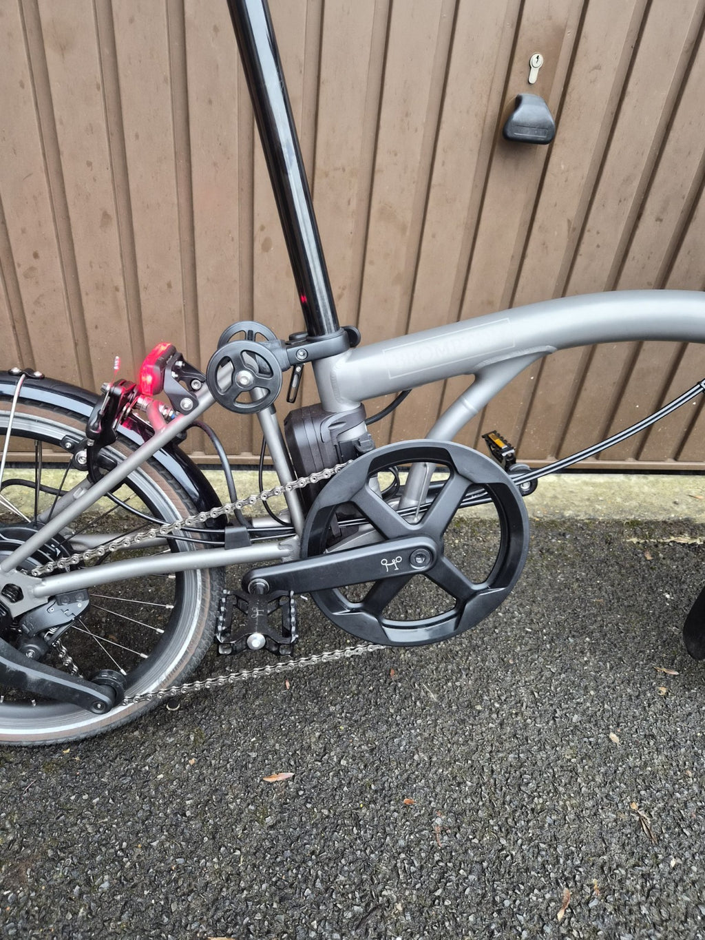 Brompton Folding T Line Electric E Motiq 4 Speed Blasted Titanium mid handlebars