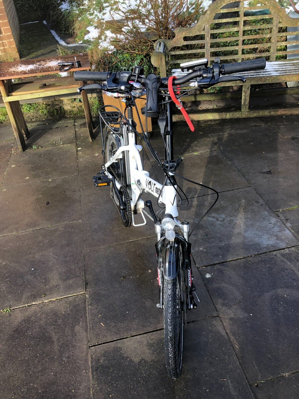 Volt Metro Folding Bike in white