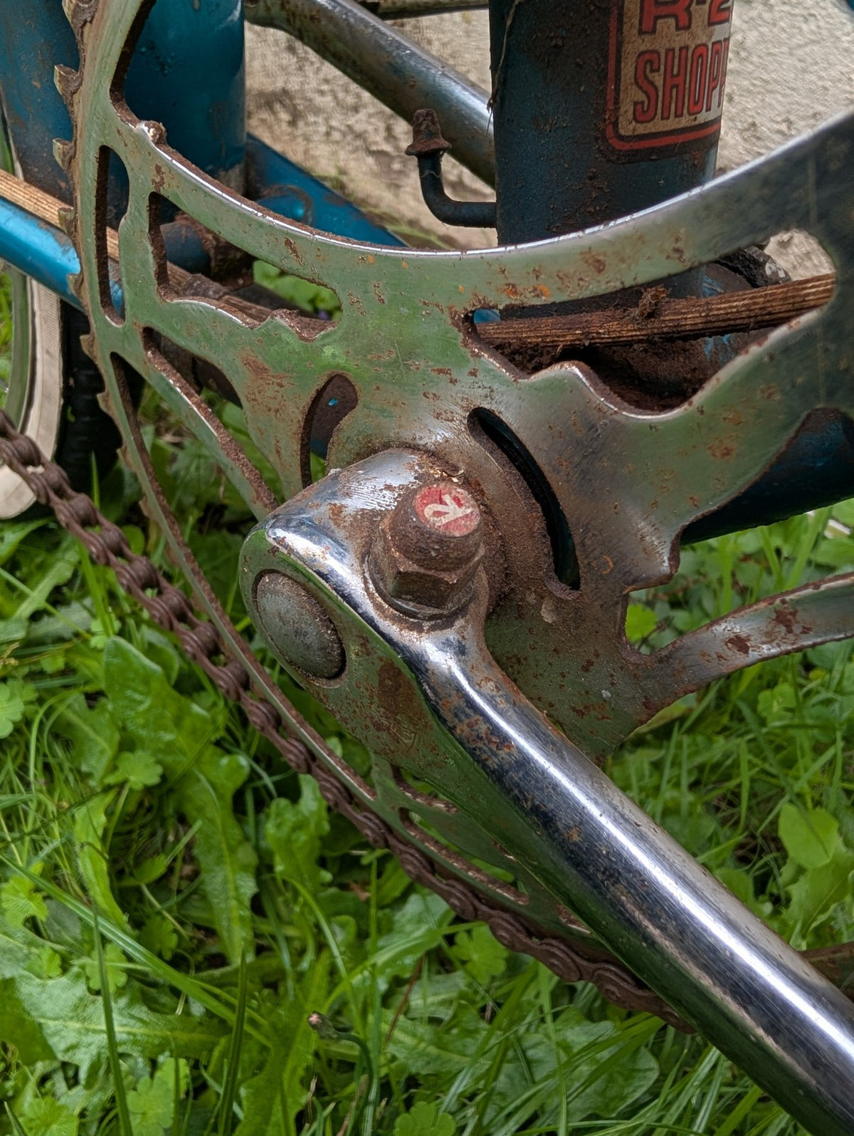 1970s Raleigh Shopper 20in Bike For Restoration. With Matching Racktop Bag.