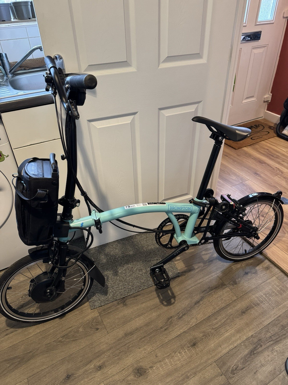 Brompton Folding Bike Electric C-line Turkish Green C Line 6 Speed Excellent