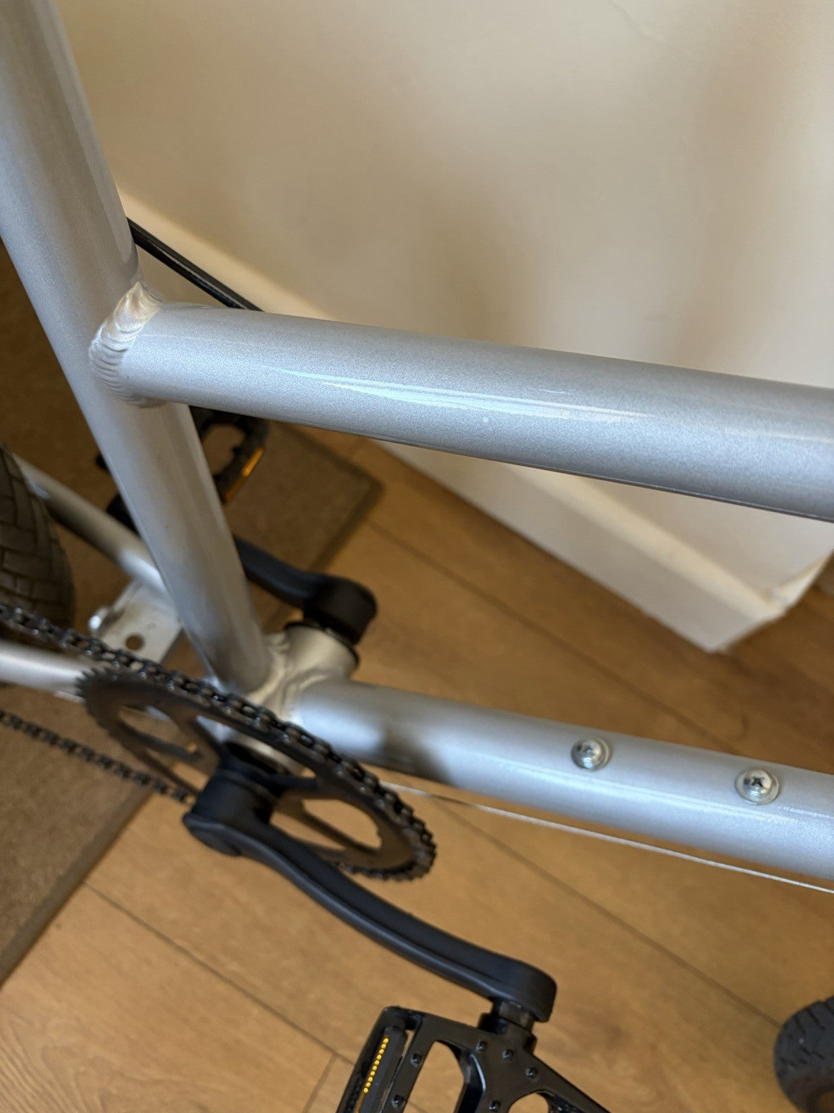 Mini Velo Folding Bike (Challenge Urban Camper) 20” Wheels 6 Speed Commuter