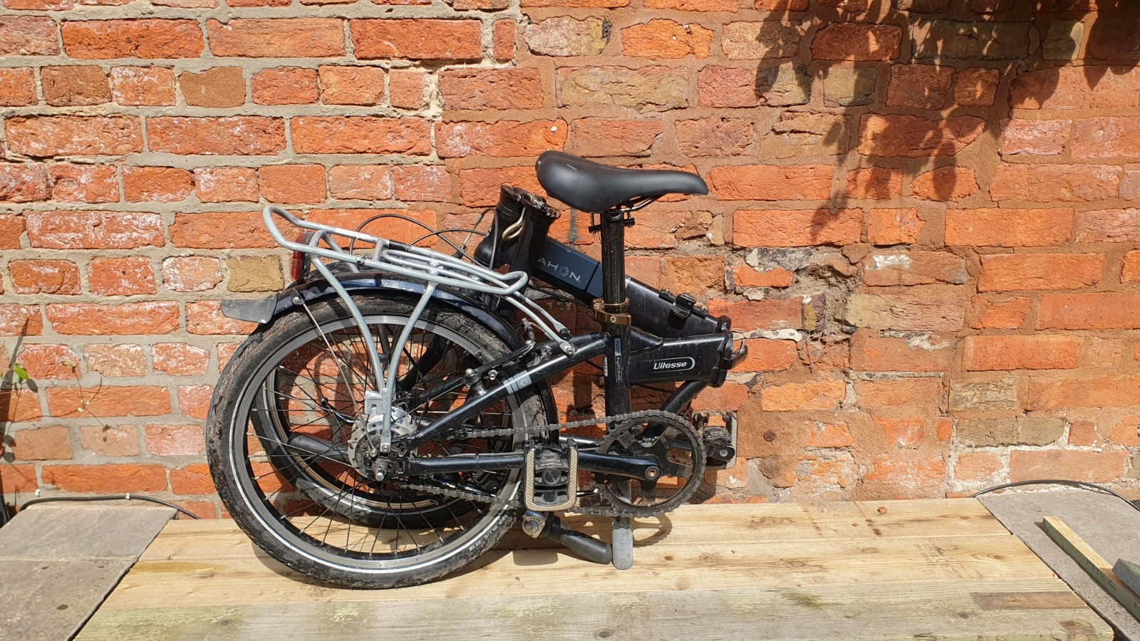 DAHON Vitesse Folding bike