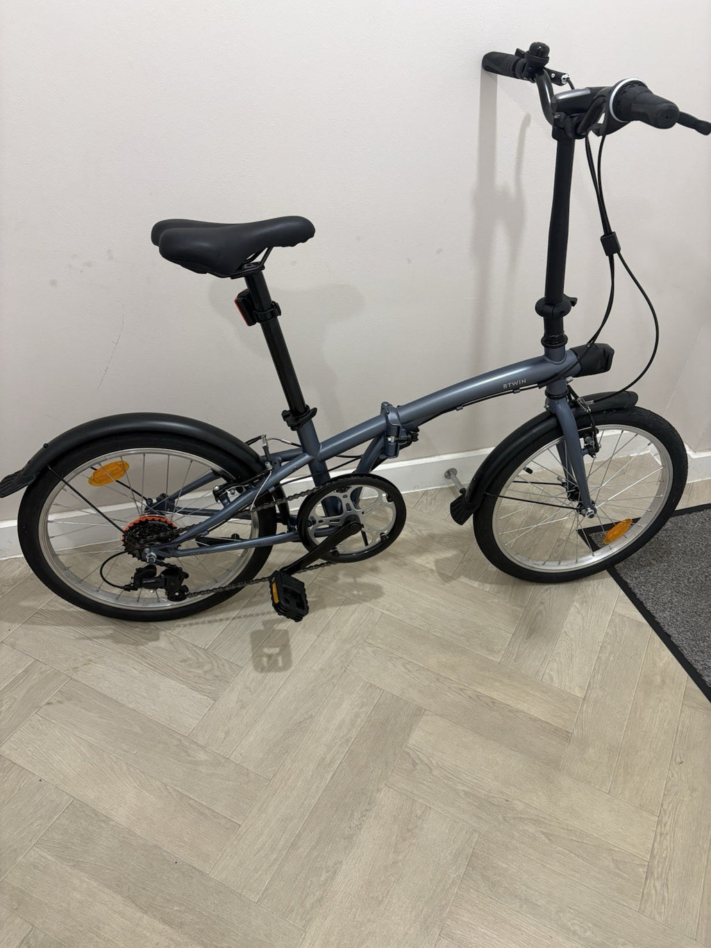 BTWIN Folding Bike 120 Blue/Grey RRP £279.99