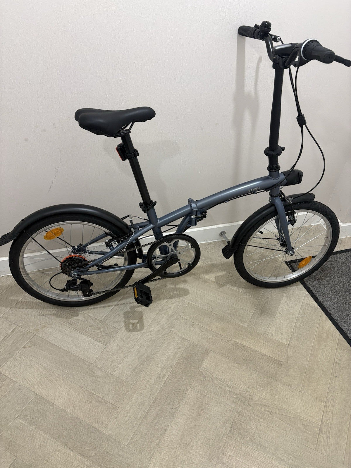 BTWIN Folding Bike 120 Blue/Grey RRP £279.99