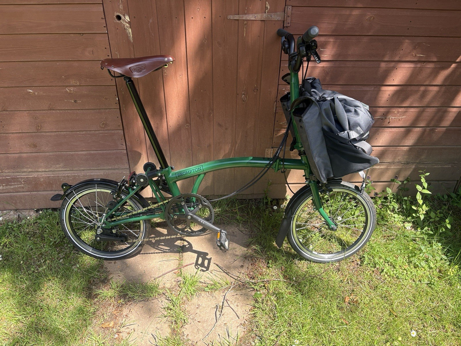 Brompton Folding Bike 16in Green Riser Bar Caliper Brakes Mudguards Rear Rack
