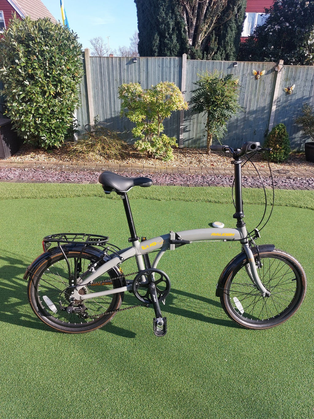 Raleigh Evo 2 Folding Bike 7-Speed Shimano Gears Grey Excellent Condition