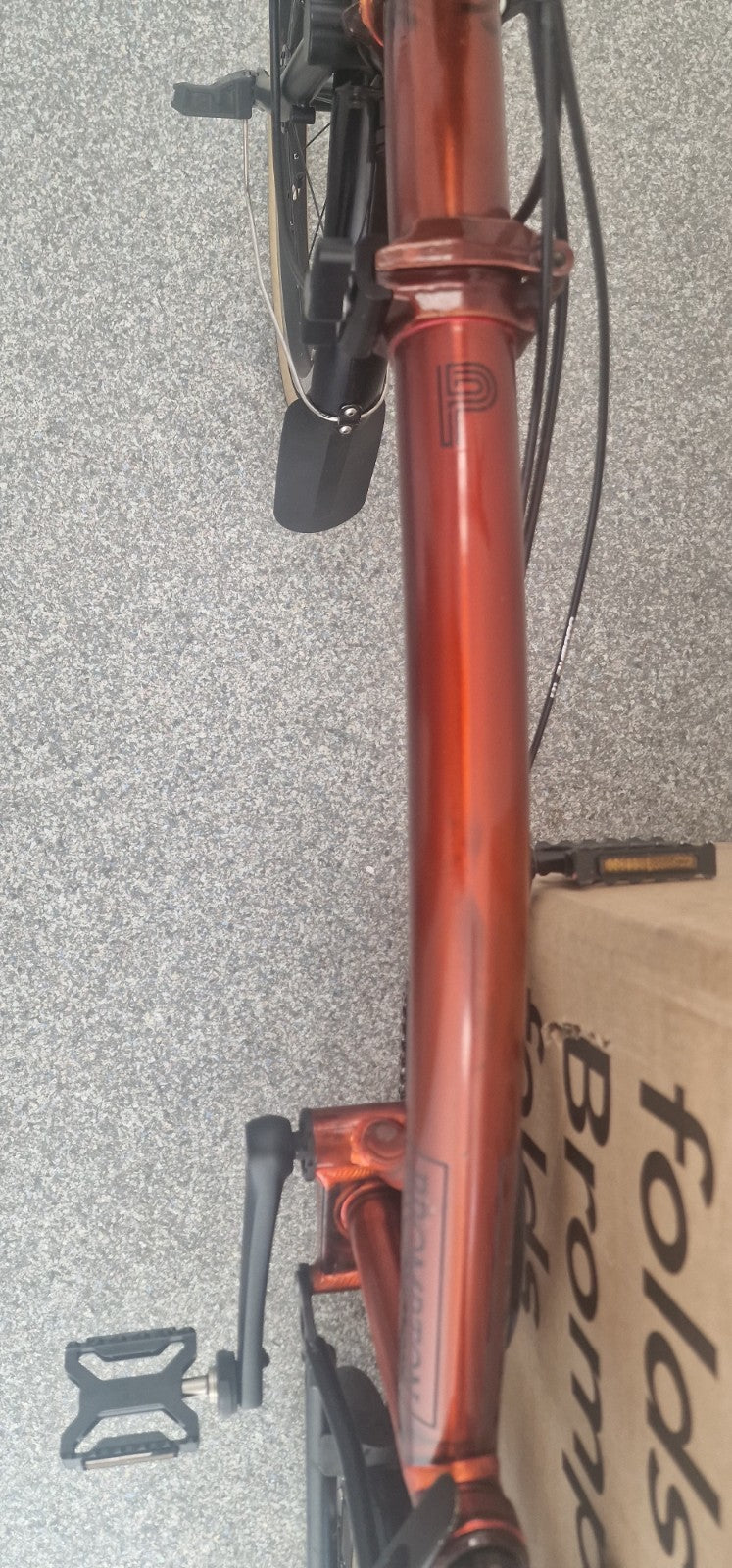 Brompton P Line 12 speed FLAME LACQUER + roller. Low £$🌎 Post📦🛫📮.RRP£2679