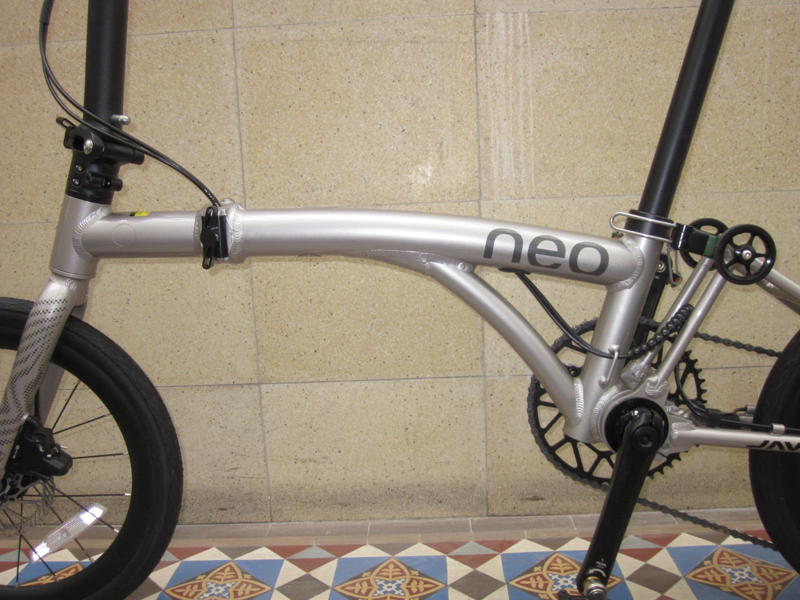 Java Neo 3 16 Inch Trifold Folding Bike (Brompton Aluminum Frame Shimano 9 Speed
