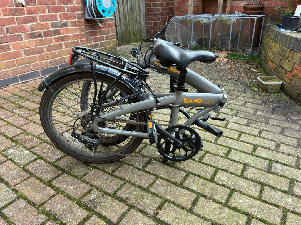 Raleigh Evo 2 Folding Bike; Ideal space saver, good condition