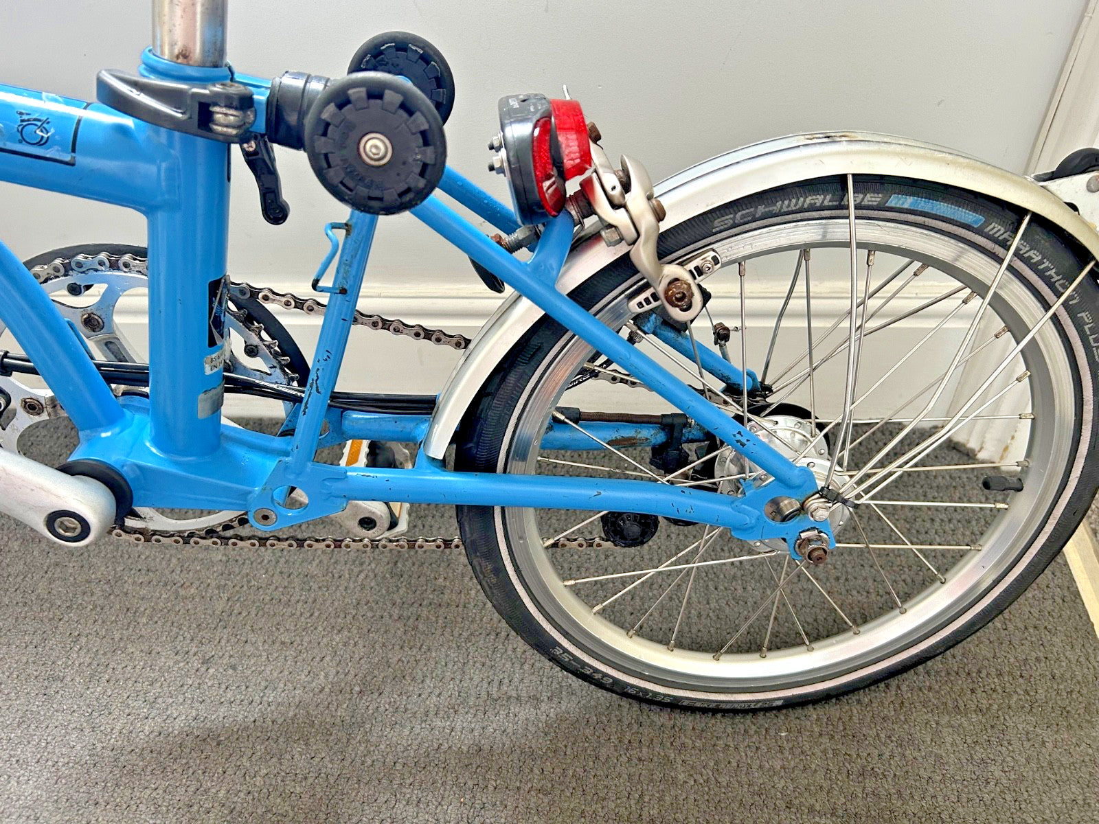 Brompton M6R Folding Bike – Arctic Blue