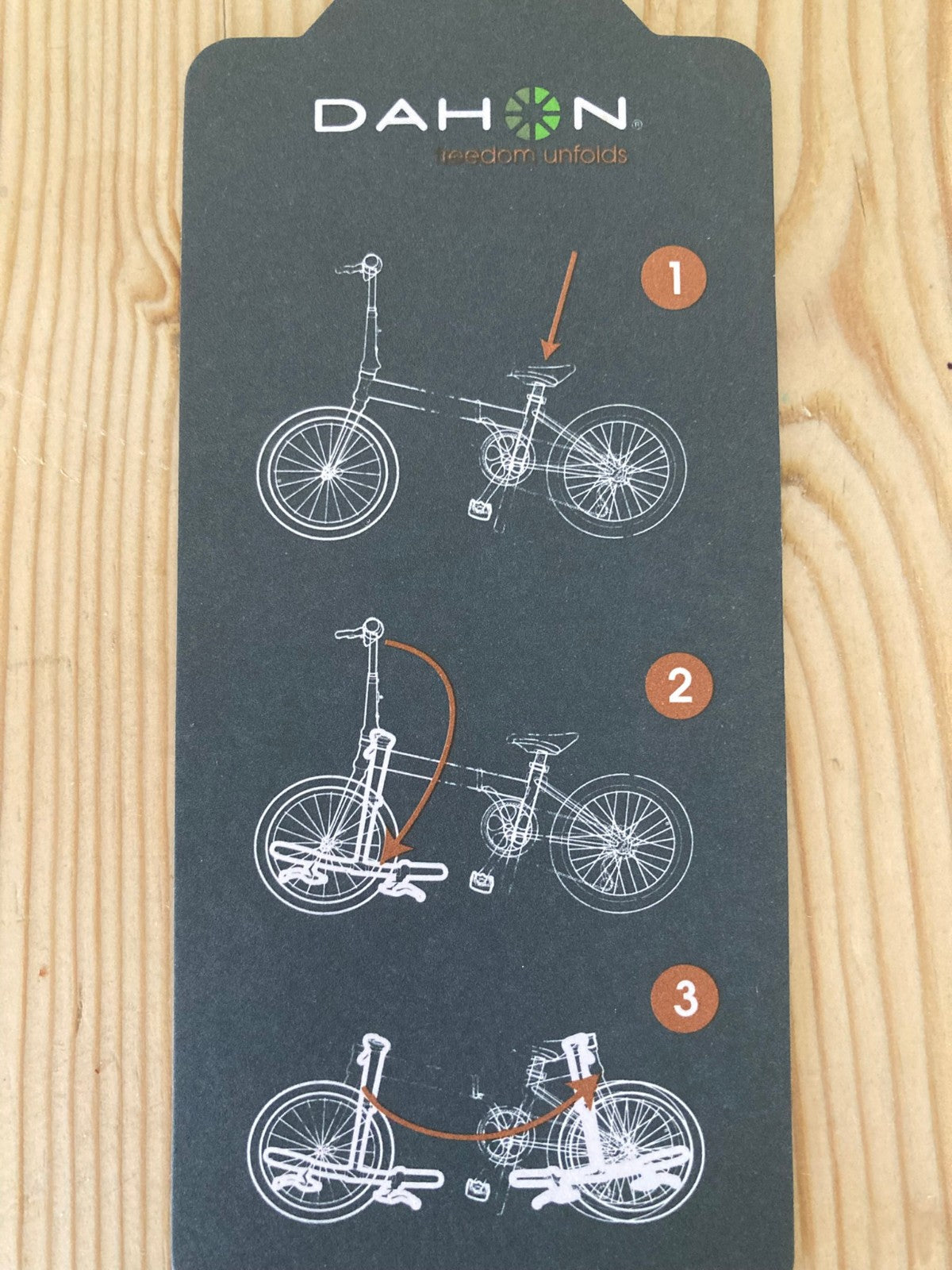 Dahon Vybe i3 20" Wheels 12.9 kg Compact Unisex Matt Black Folding Bike.
