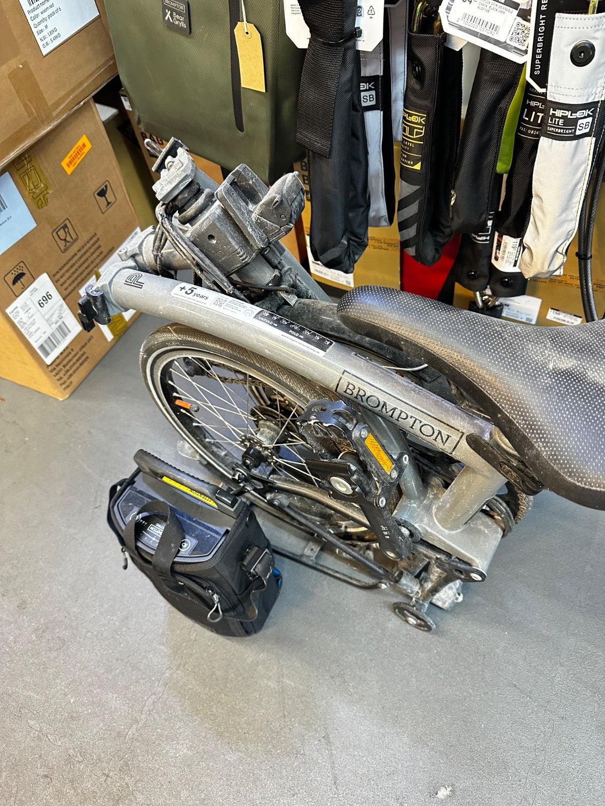 BROMPTON  P LINE H6 (including rack)