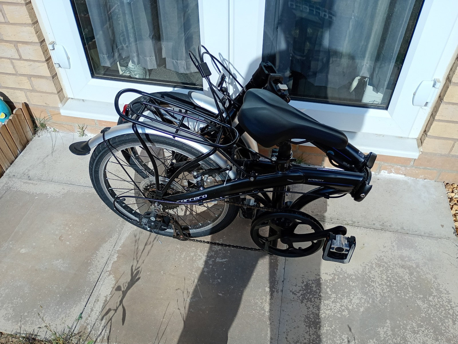 Carrera Intercity 8 Speed Folding Bike 20" Alloy Frame Shimano Disc Brakes