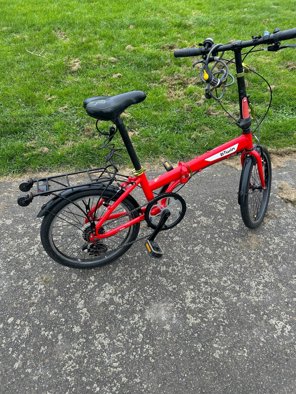 B'Twin Hoptown Folding Bike red 7 speed