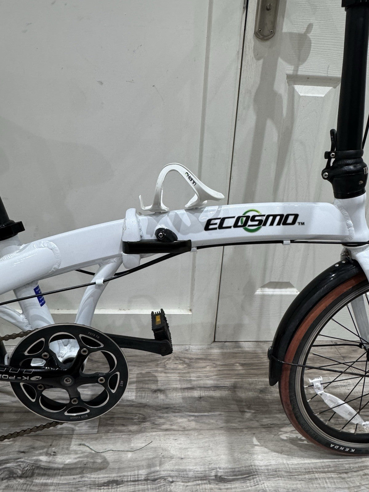 Ecosmo 20 Inch Light Weight Alloy Folding City Bike In Excellent Condition