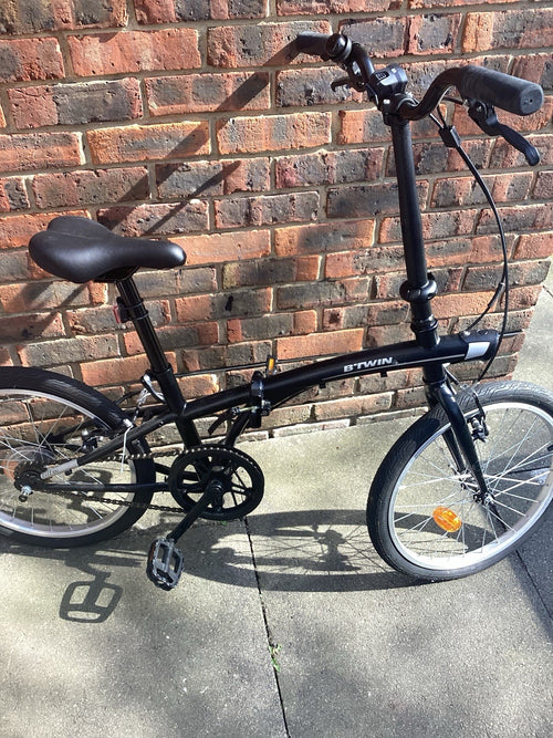 20 Inch folding bike Btwin 100 - Black,1 speed,bike stand included.Collection !