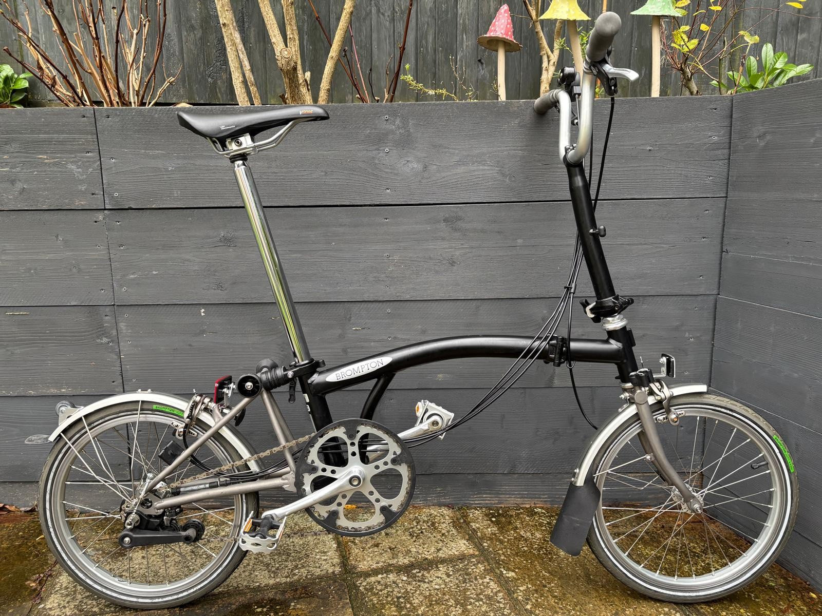 Brompton M6L-X Titanium C Line 6 Speed Hardly Used Test Ridden Only