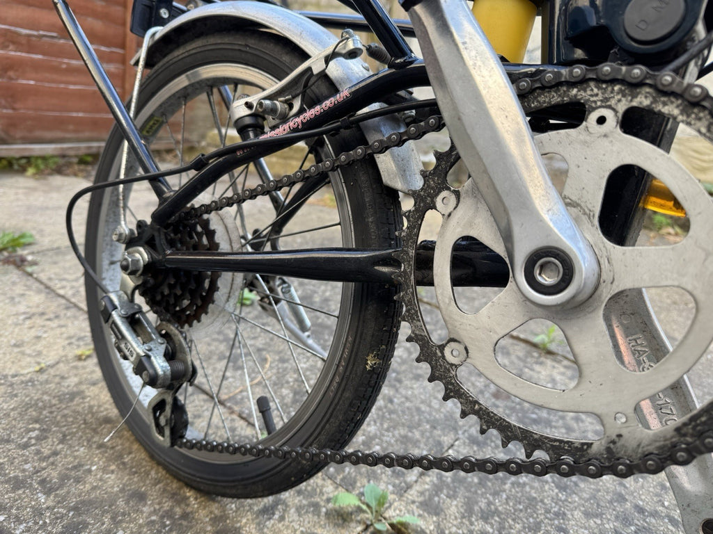 Mission Space Genie 16-Inch Folding Bike