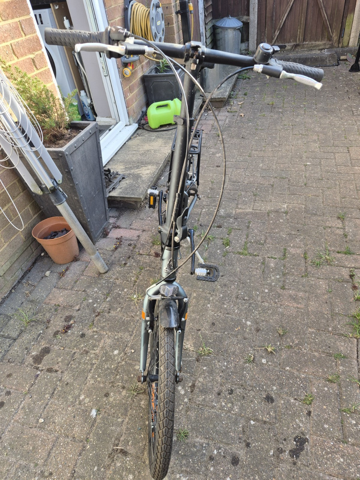 Raleigh Stowaway 20 inch folding bike