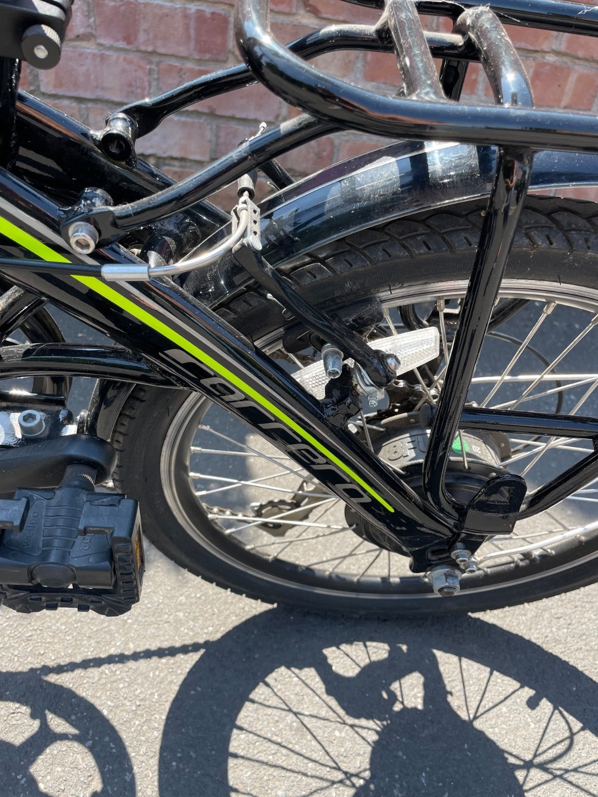 Carerra Crosscity folding bike, 20'' wheels, black/green