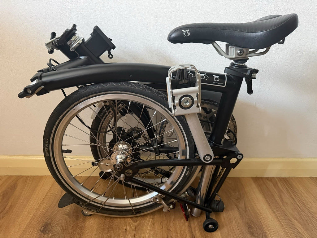 Brompton C Line M1L (Single  Speed) folding bicycle -  (EXCELLENT CONDITION)