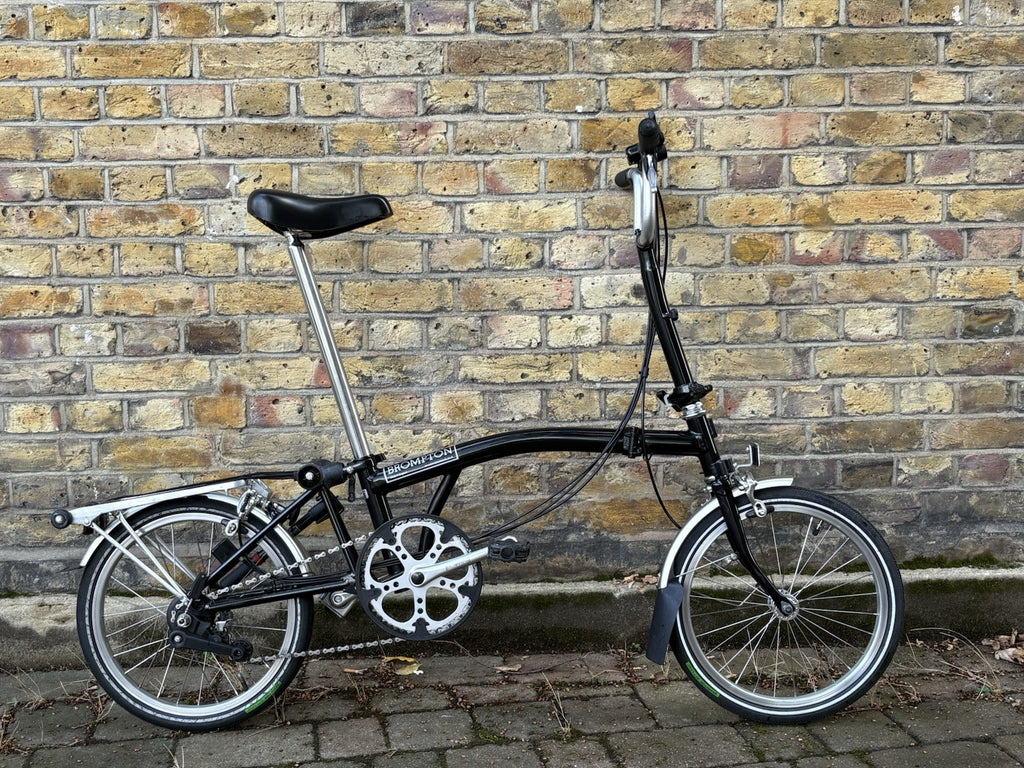 Brompton M6R Folding Bike 6-Speed - Black, w/ Mudguards and Rack - GC