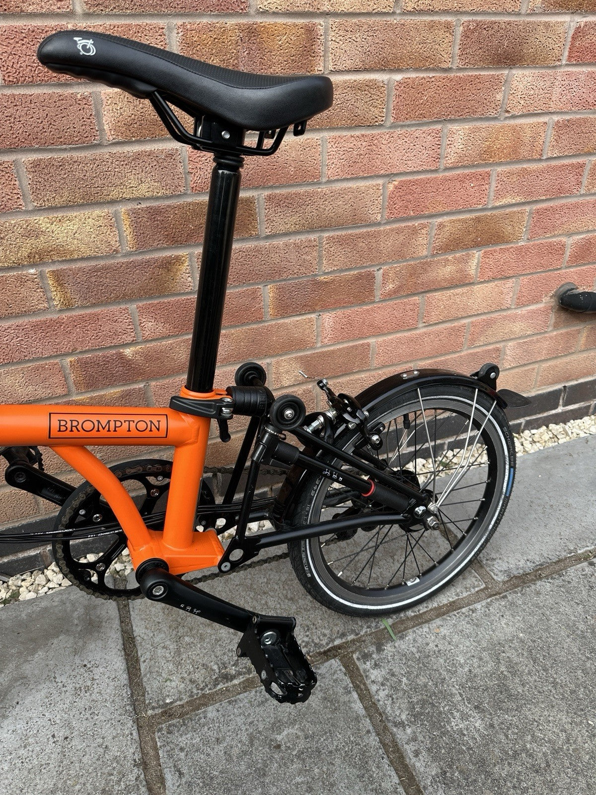 Brompton C Line Bike, 6 speed, matte orange and black excellent condition