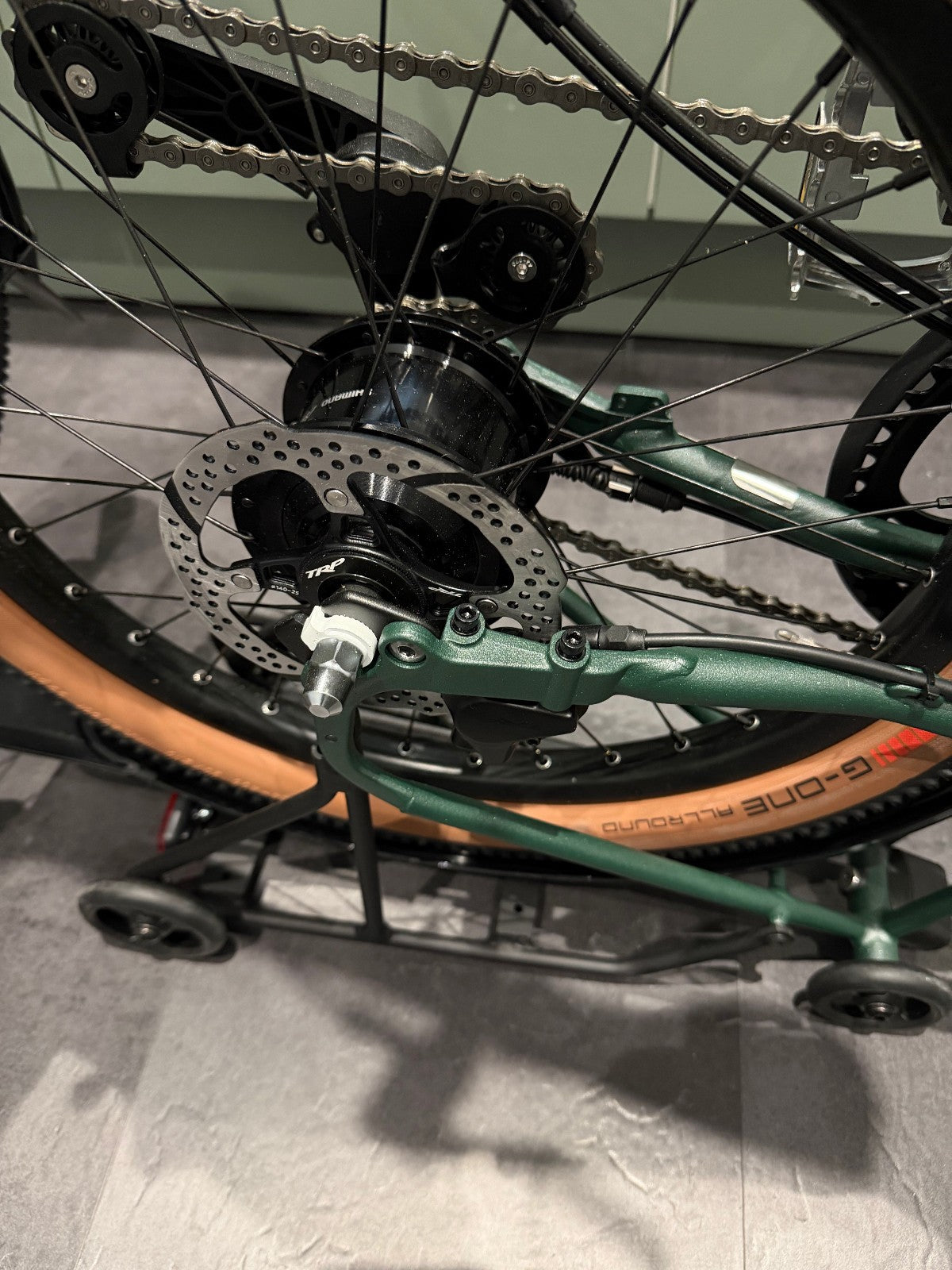 NEW * 2026 Brompton G Line Roller Frame Gravel Folding Bike L Forest Green Large