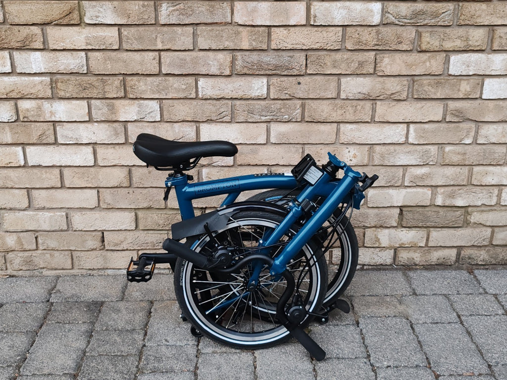 Brompton C Line 6 Speed 2025 Folding Bike Ocean Blue Pristine Condition