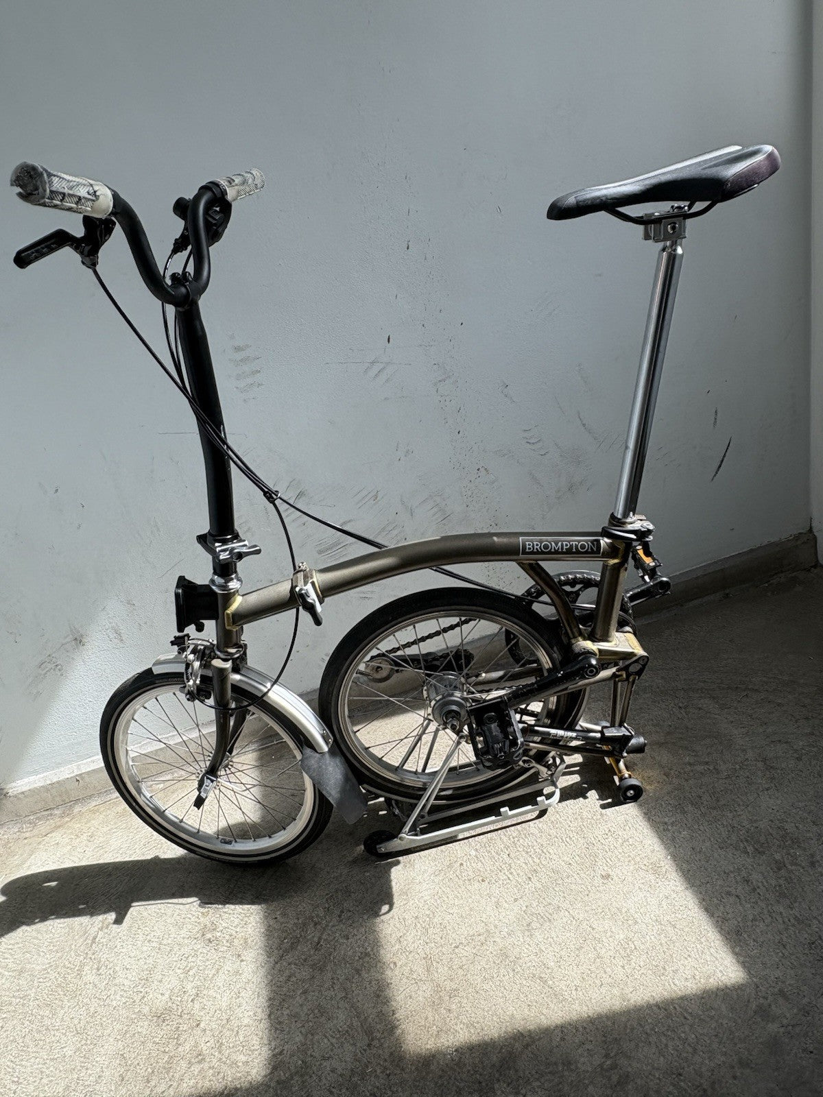Brompton 3 speed Raw/Lacquer Original London Folding Bike M3L (now C Line)